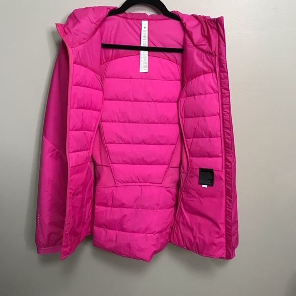 Lululemon Down For It All Jacket Women’s Size 12 - Picture 10 of 10